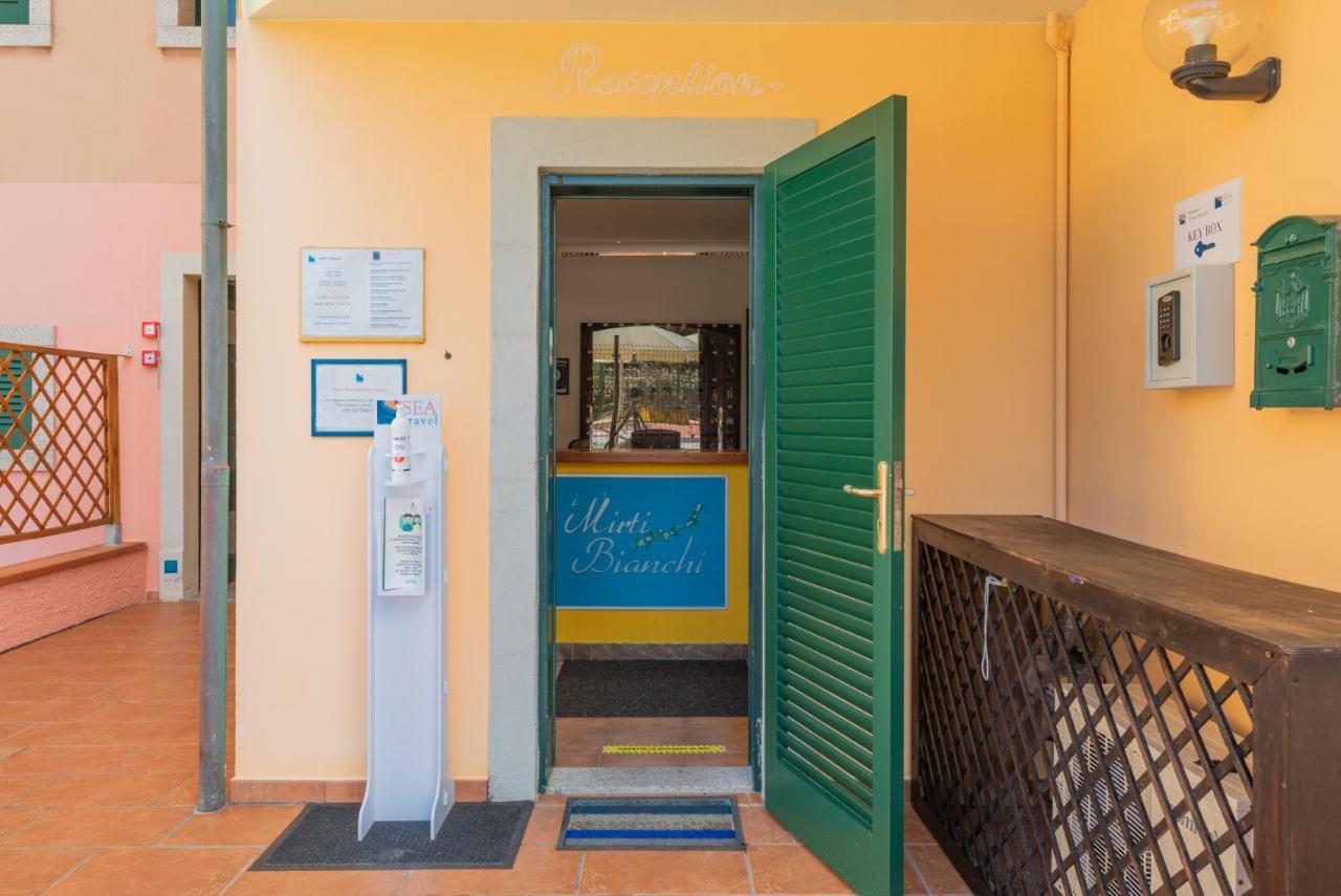 Apartment I Mirti Bianchi - Bilo 4 By Interhome Santa Teresa Gallura Bagian luar foto