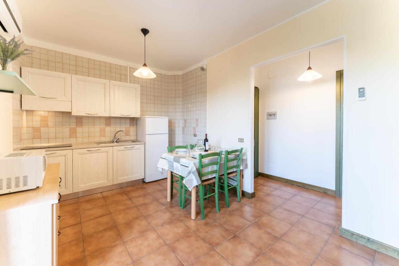 Apartment I Mirti Bianchi - Bilo 4 By Interhome Santa Teresa Gallura Bagian luar foto