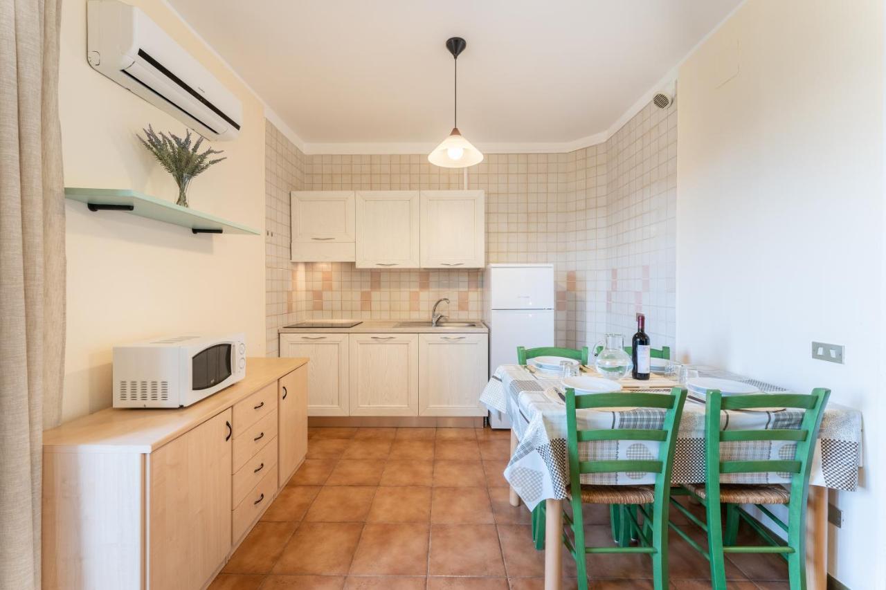 Apartment I Mirti Bianchi - Bilo 4 By Interhome Santa Teresa Gallura Bagian luar foto