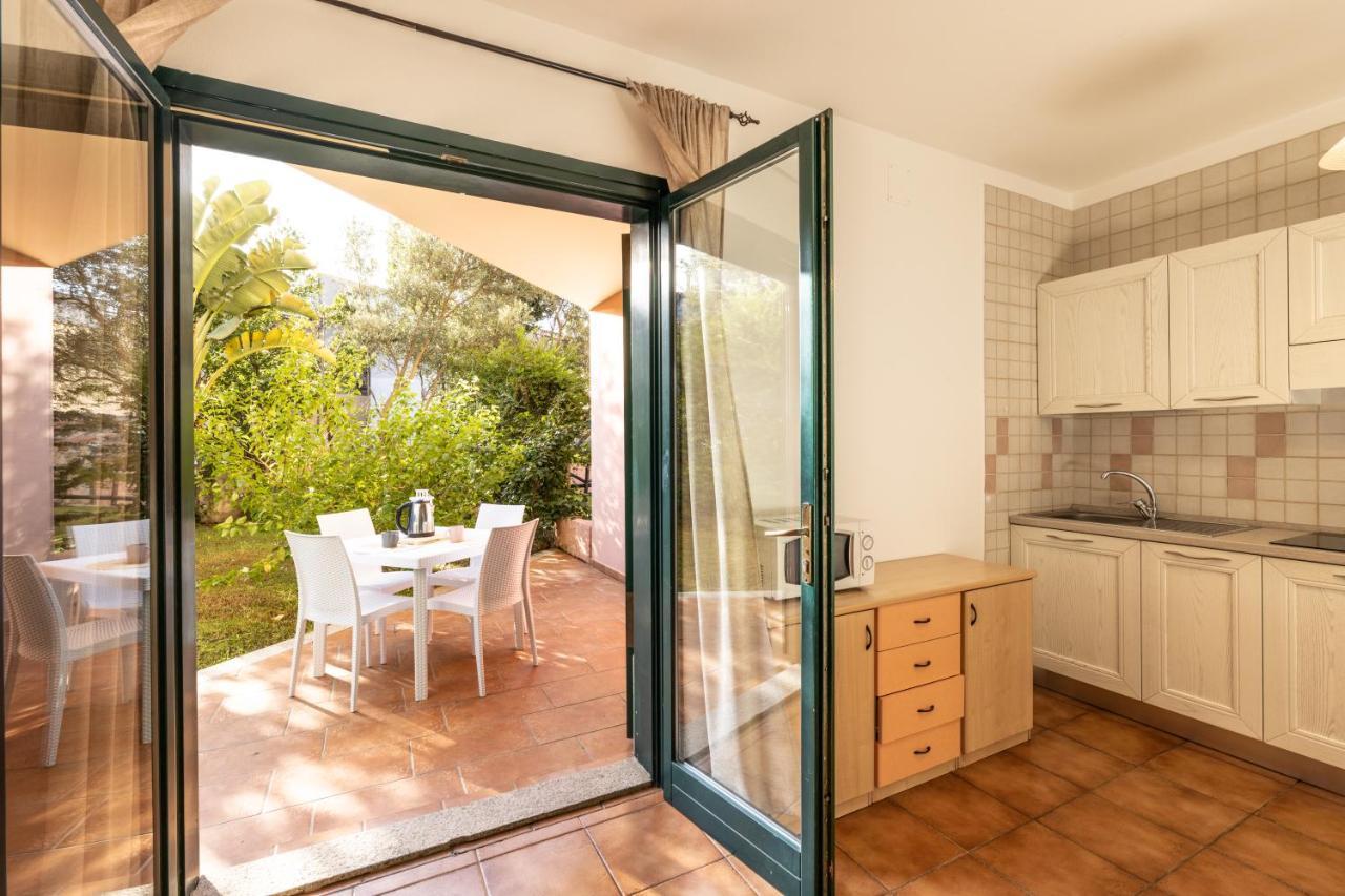 Apartment I Mirti Bianchi - Bilo 4 By Interhome Santa Teresa Gallura Bagian luar foto