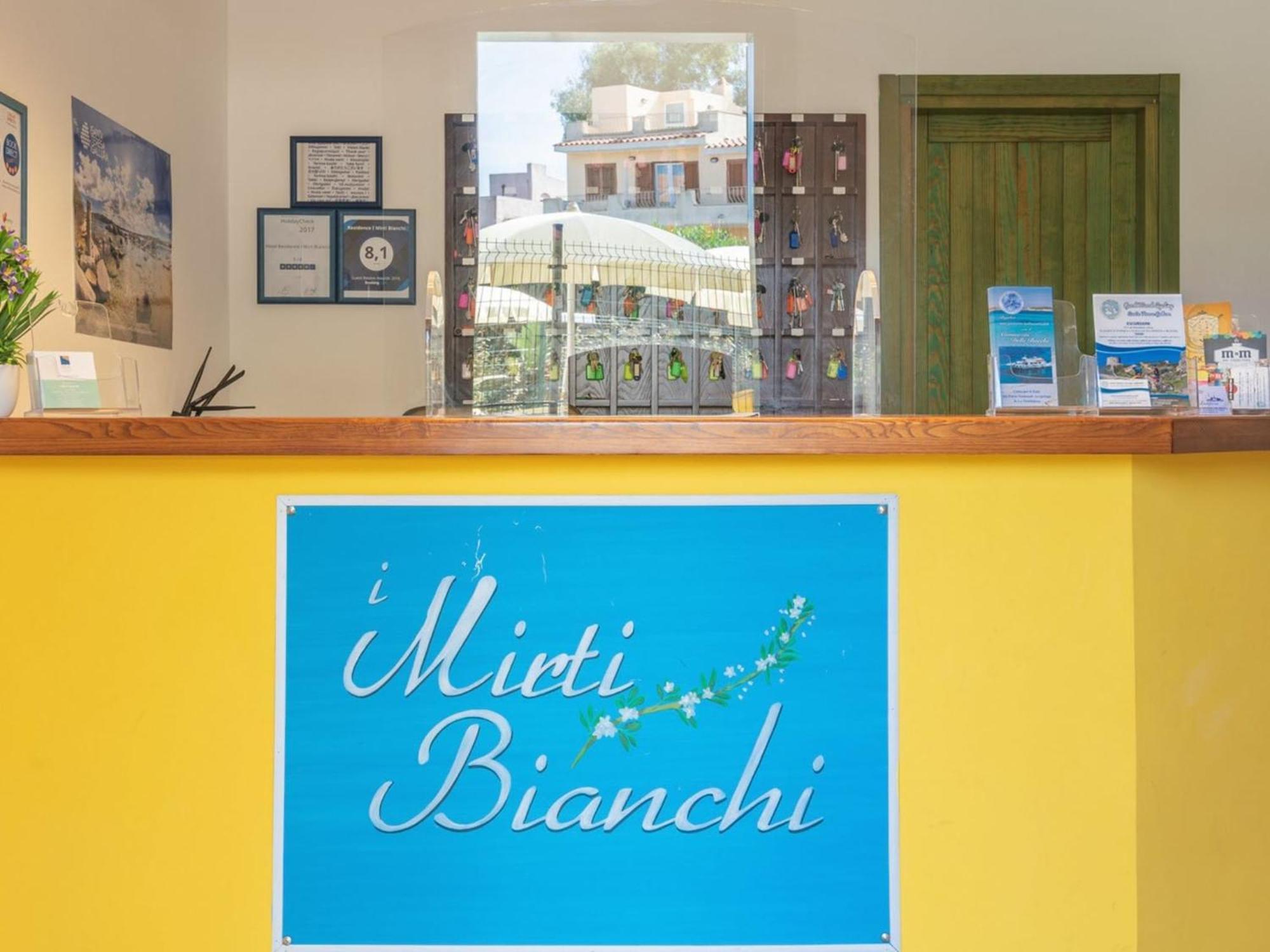 Apartment I Mirti Bianchi - Bilo 4 By Interhome Santa Teresa Gallura Bagian luar foto