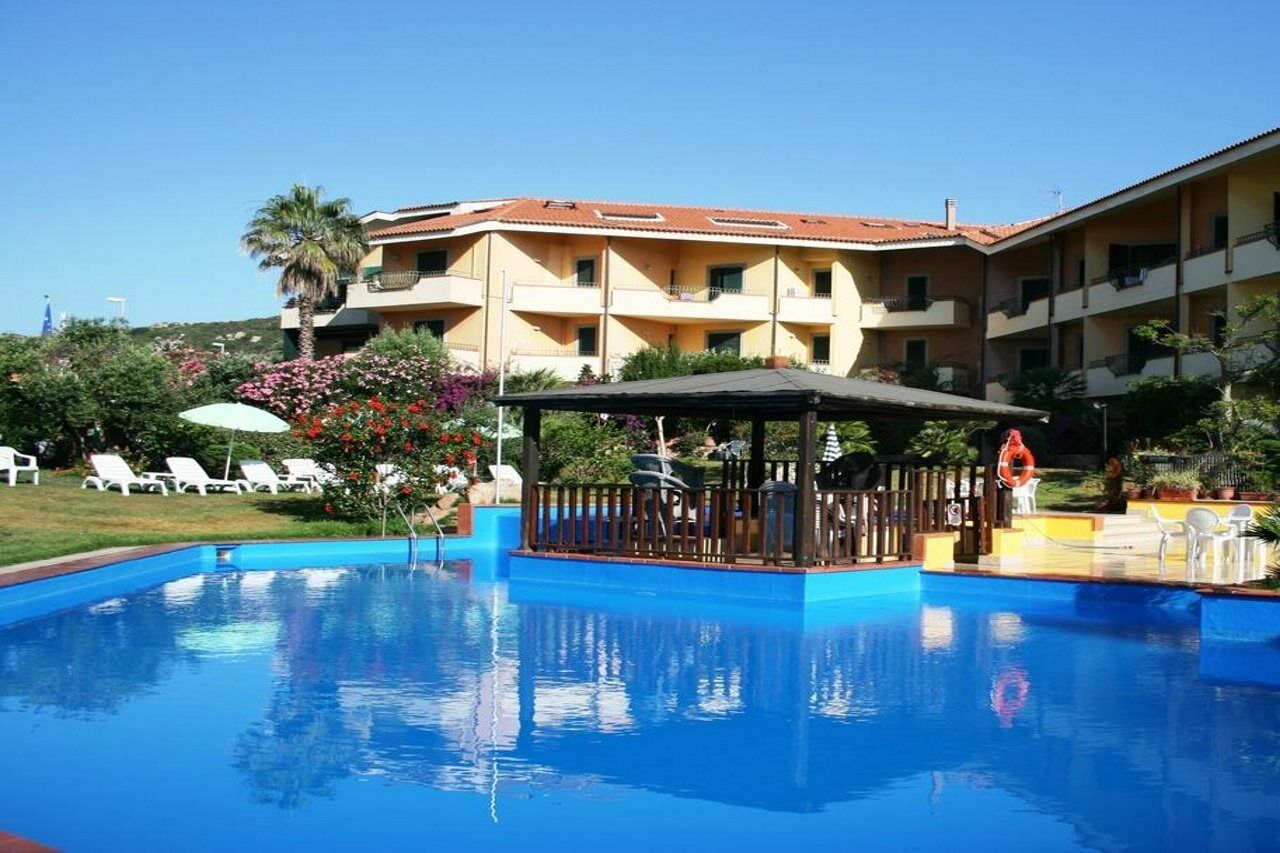 Apartment I Mirti Bianchi - Bilo 4 By Interhome Santa Teresa Gallura Bagian luar foto